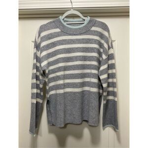 Design 365 Pure Cashmere Striped Mock Turtleneck Sweater in Grey/White with Aqua